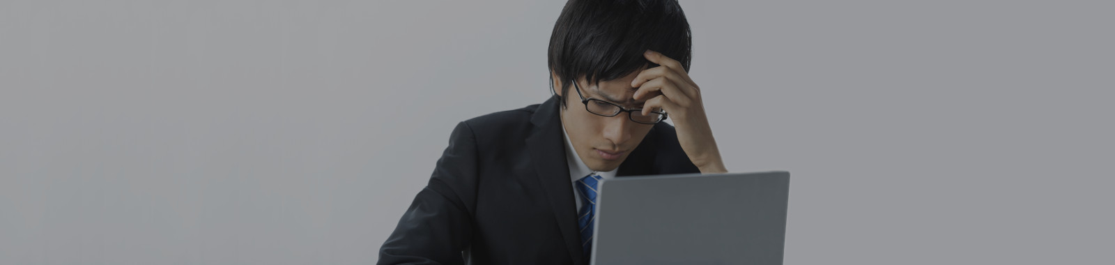 carlclopton10-1600by380-edit-dark